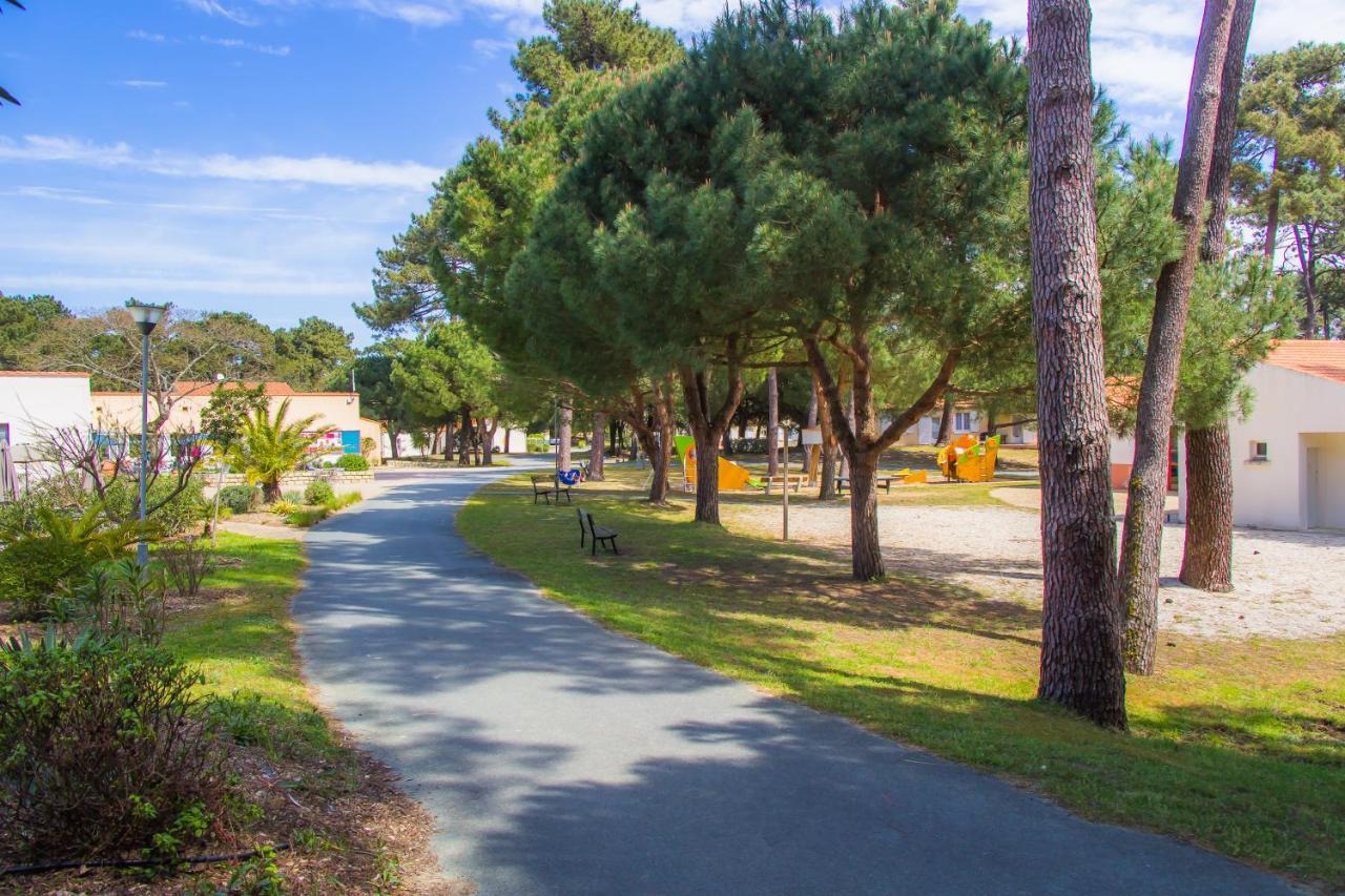 Hotel Azureva Ile D'Oleron Grand-Village-Plage Exterior foto